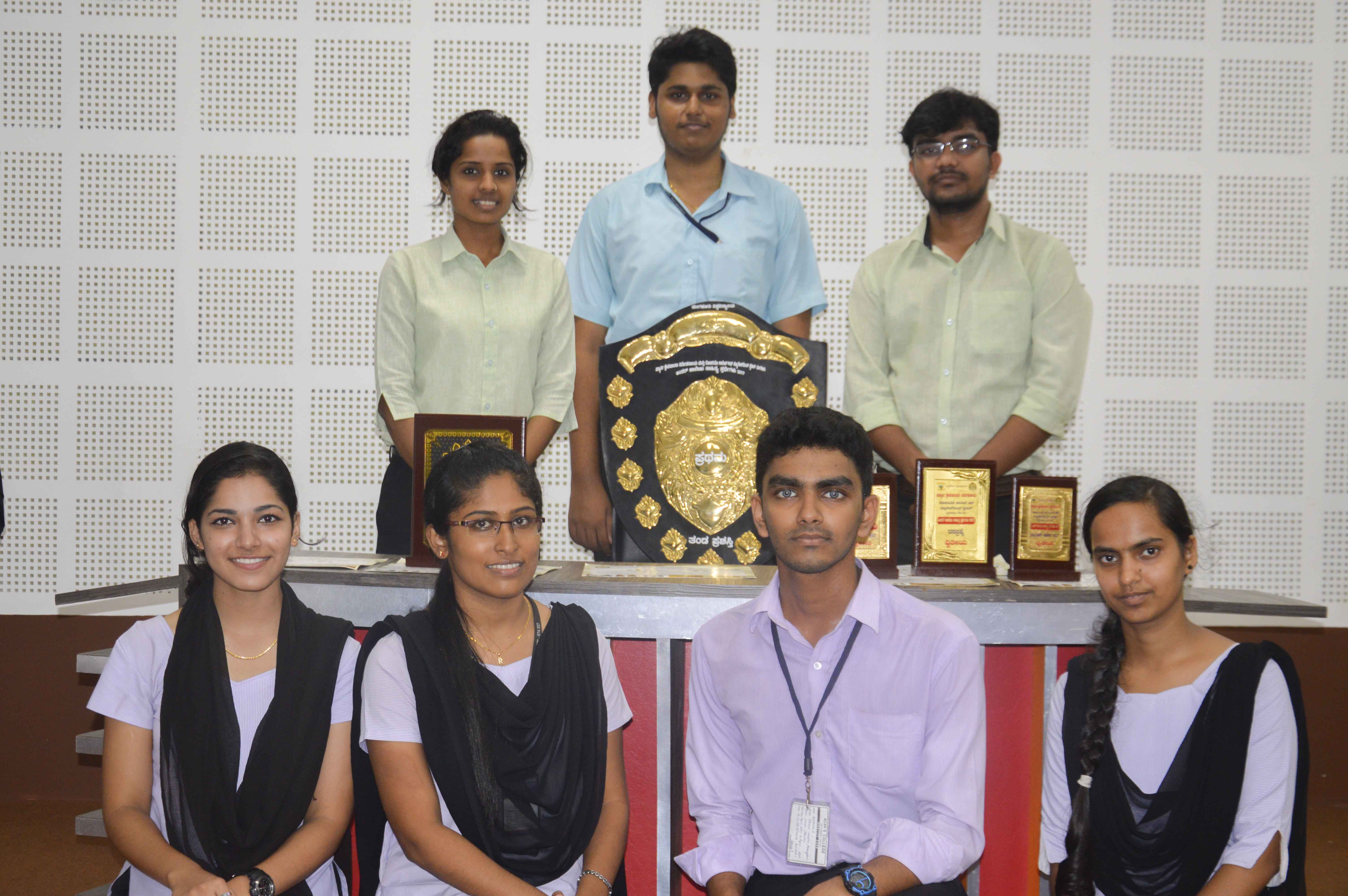 ಅಂತರ್ ಕಾಲೇಜು ಸಾಹಿತ್ಯ ಸ್ಪರ್ಧೆ: ಆಳ್ವಾಸ್‌ಗೆ ಸಮಗ್ರ ಪ್ರಶಸ್ತಿ